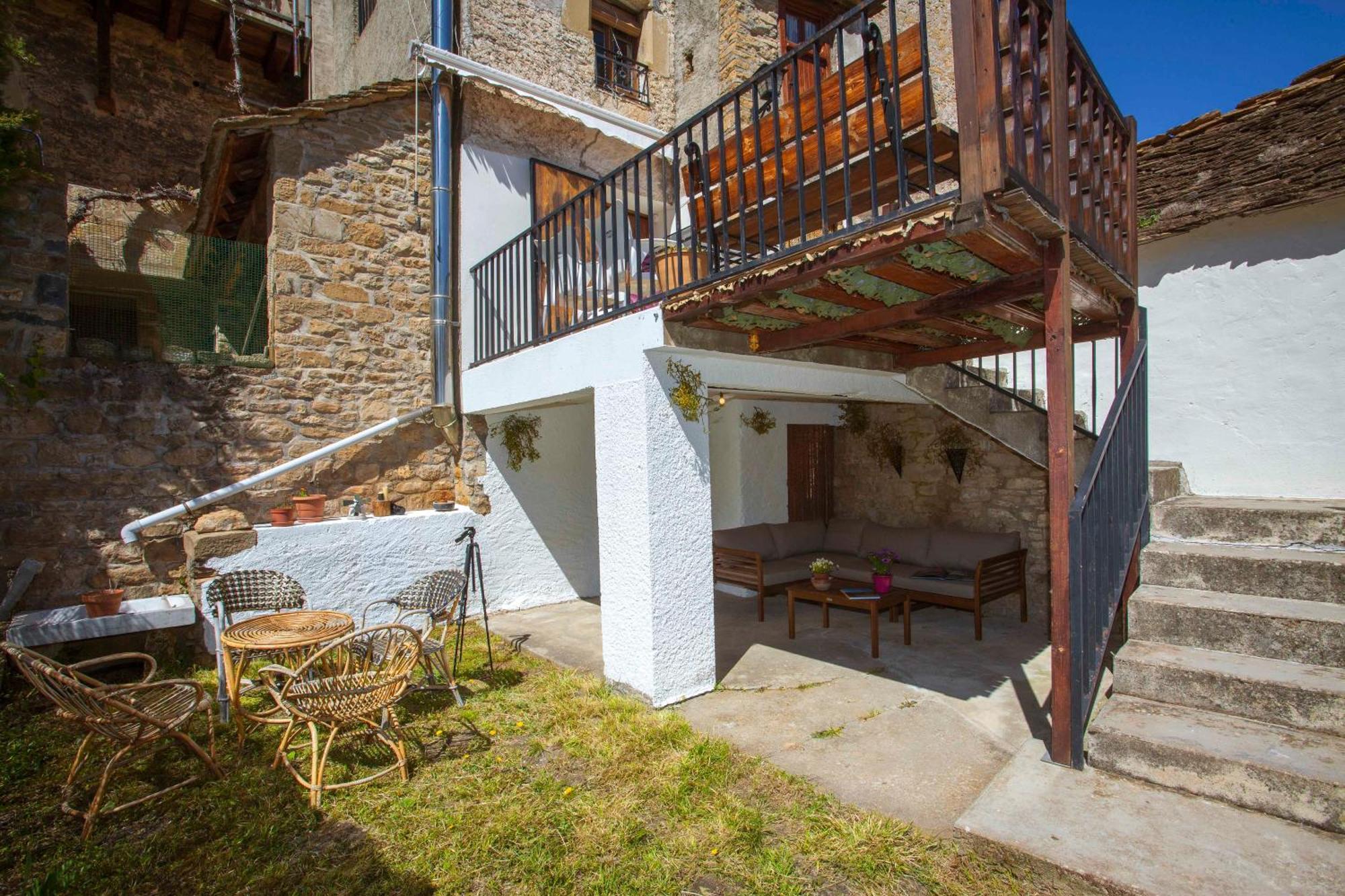 فيلا Casa Senera Santa Cruz de la Serós المظهر الخارجي الصورة